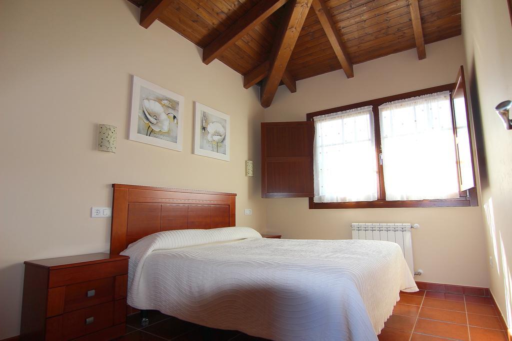 Apartamentos Rurales Senda Costera Hontoria 外观 照片