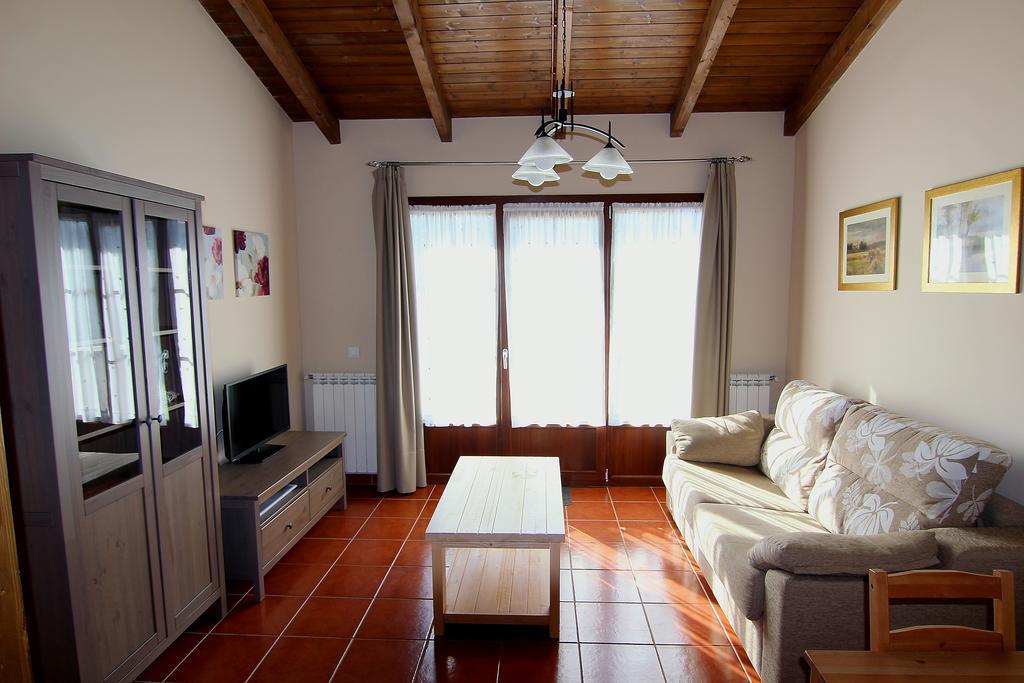 Apartamentos Rurales Senda Costera Hontoria 外观 照片