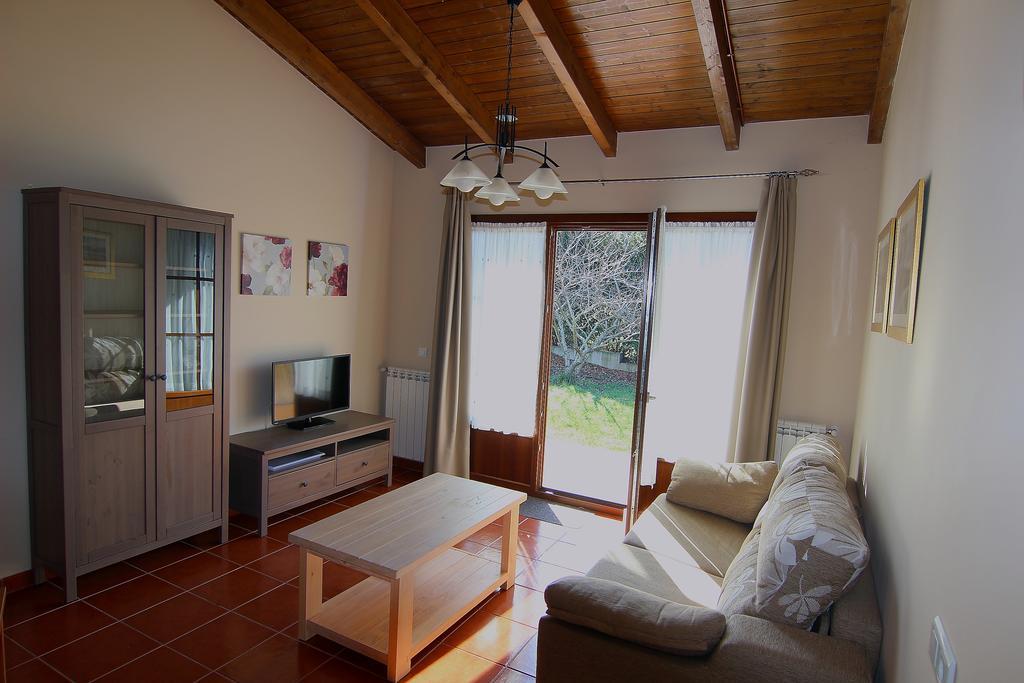 Apartamentos Rurales Senda Costera Hontoria 外观 照片