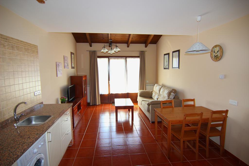 Apartamentos Rurales Senda Costera Hontoria 外观 照片